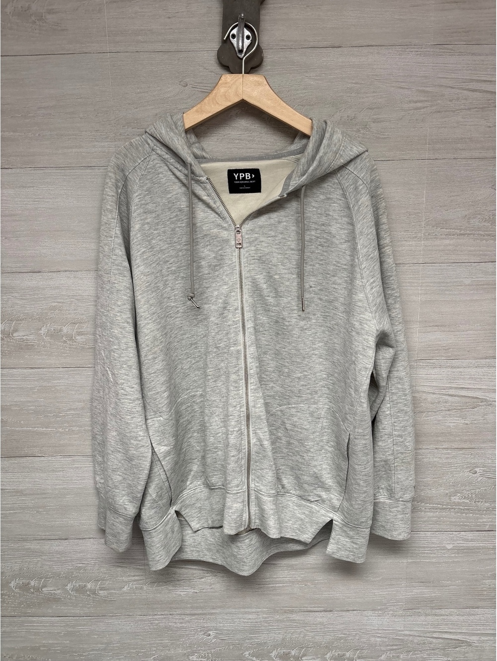 | Abercrombie & Fitch | YPB hoodie. Size L.